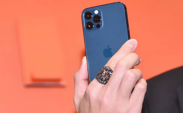 陈仓苹果手机维修分享iPhone12系列重启方法教程 