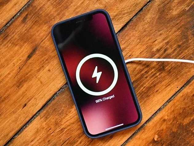 陈仓苹果手机维修分享iPhone 12可以随便充电吗 